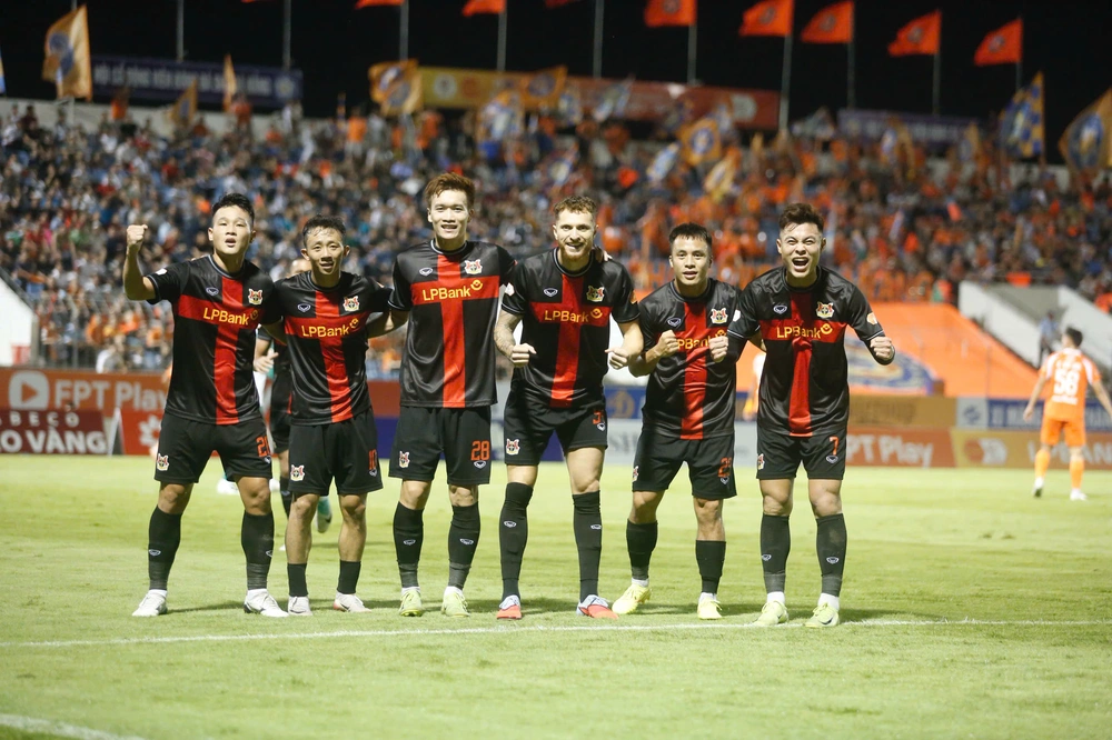 Tiêu điểm: Ninh Bình, V-League, và bánh xe lịch sử - Ảnh 1.