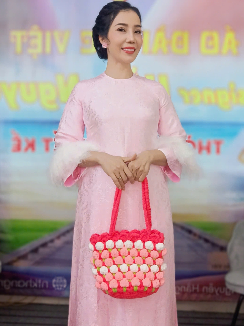 NTK Hằng Nguyễn: Áo dài là &quot;sứ giả&quot; tôn vinh di sản văn hóa dân tộc - Ảnh 3.