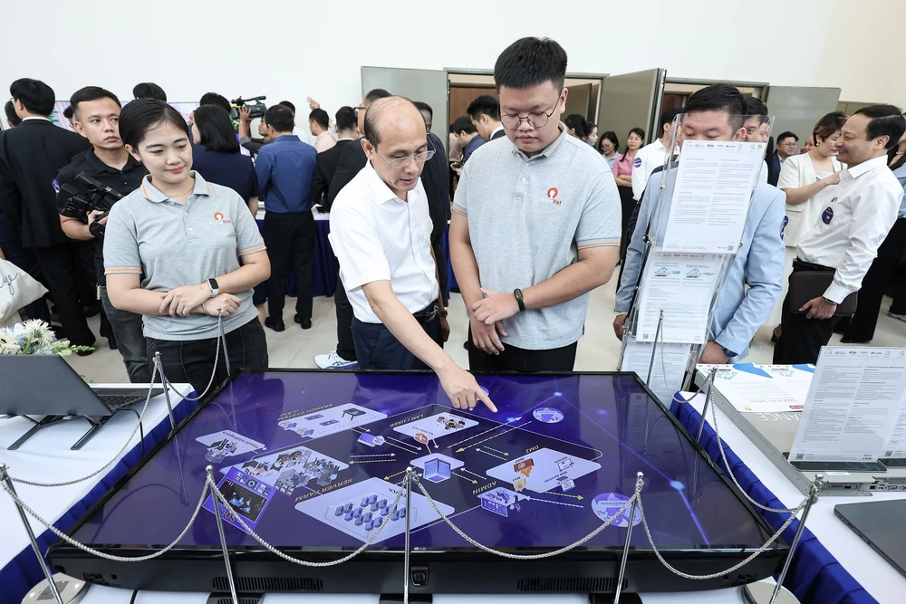 80 năm Quốc khánh: Niềm tin của trí thức Việt kiều vào tương lai đất nước - Ảnh 6.