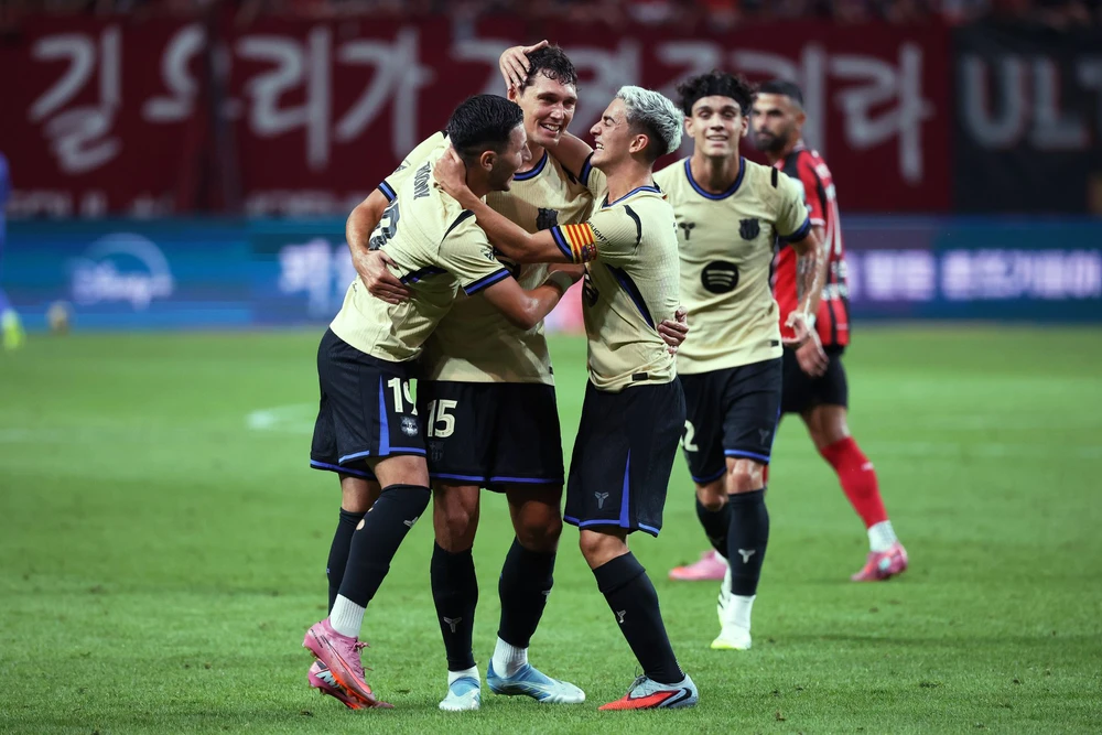 Barcelona: Muốn đăng quang Champions League, hãy thất bại! - Ảnh 1.