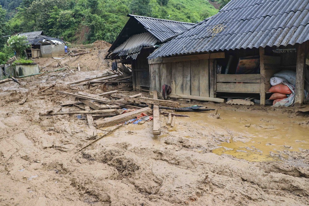 Thành phố Hà Nội hỗ trợ 8 tỷ đồng cho Điện Biên và Sơn La khắc phục hậu quả thiên tai - Ảnh 1. Thành phố Hà Nội hỗ trợ 8 tỷ đồng cho Điện Biên và Sơn La khắc phục hậu quả thiên tai - Ảnh 1.