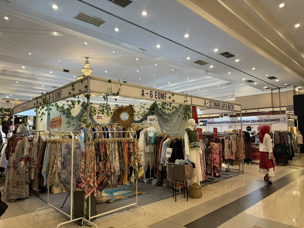 Độc đáo Lễ hội Batik và đồ thủ công mỹ nghệ 2025 tại Indonesia - Ảnh 1. Độc đáo Lễ hội Batik và đồ thủ công mỹ nghệ 2025 tại Indonesia - Ảnh 1.