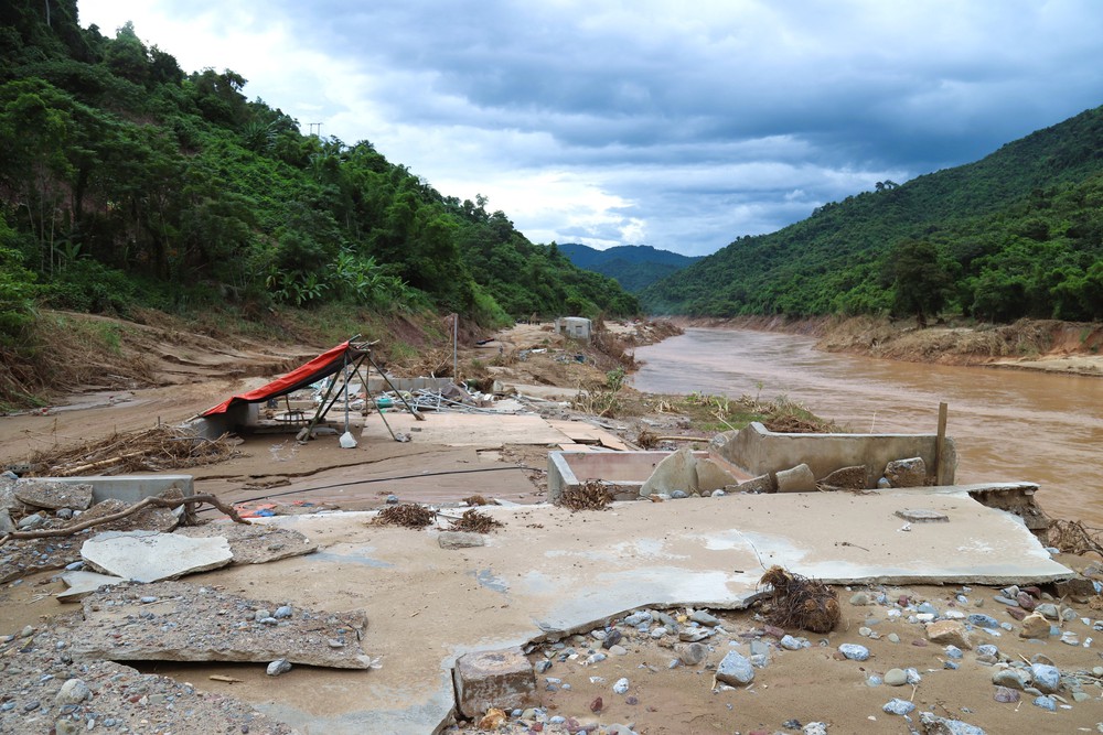 Nghệ An thiệt hại nặng sau trận lũ cuối tháng 7 - Ảnh 8.