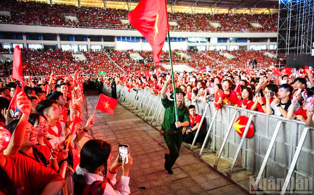 Hành trang cho thế hệ “vươn mình” - Ảnh 6.