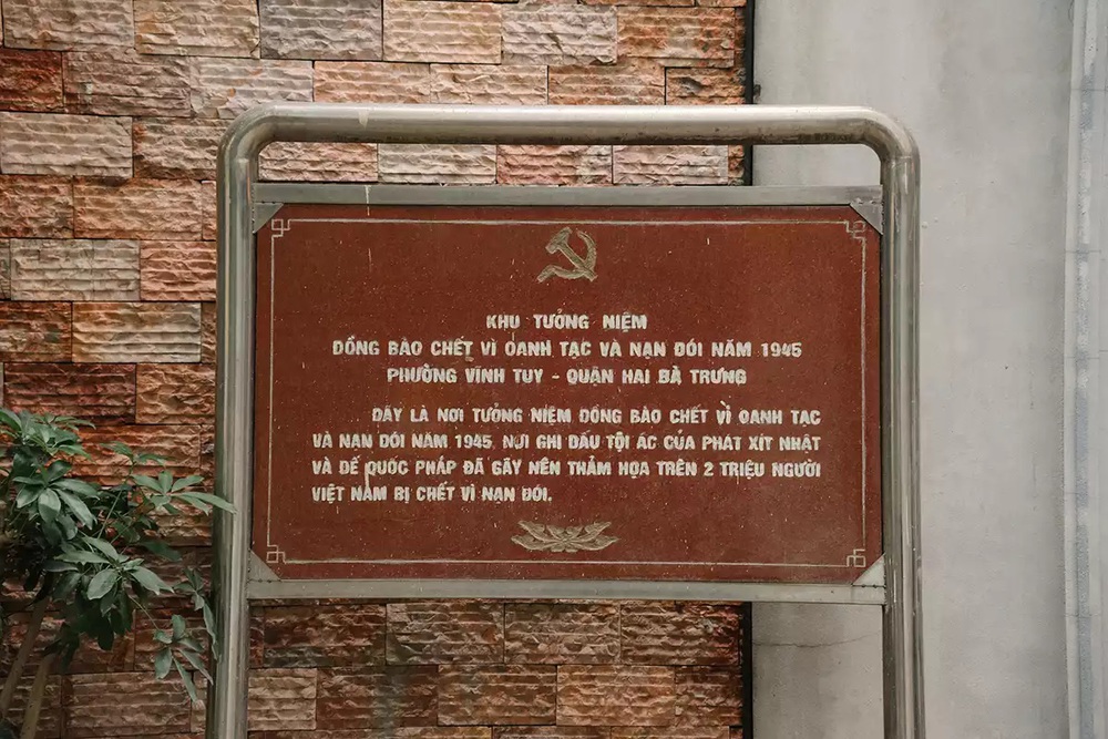 Hà Nội tưởng niệm đồng bào chết vì oanh tạc, nạn đói 1944-1945 - Ảnh 1.