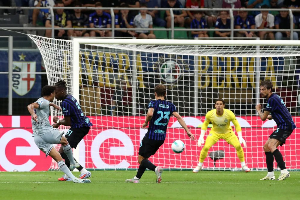 Inter Milan thua sốc Udinese 1-2 ngay trên sân nhà