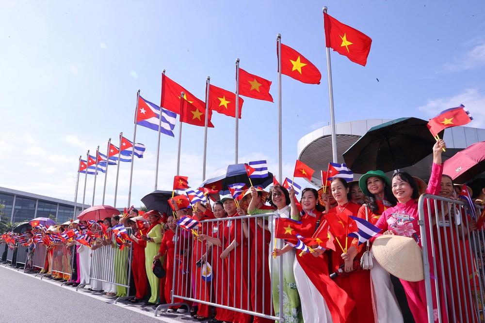 Bí thư Thứ nhất, Chủ tịch nước Cuba bắt đầu thăm cấp Nhà nước tới Việt Nam - Ảnh 11.