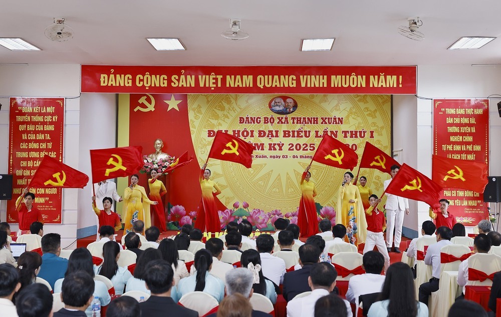 Chủ tịch Quốc hội Trần Thanh Mẫn: Chính quyền phải chủ động đến với dân - Ảnh 6.