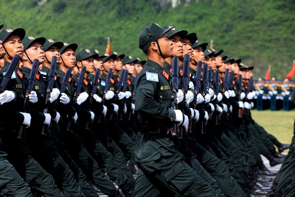 Gần 16.000 cán bộ, chiến sĩ tham gia tổng hợp luyện diễu binh, diễu hành dịp Quốc khánh - Ảnh 2.
