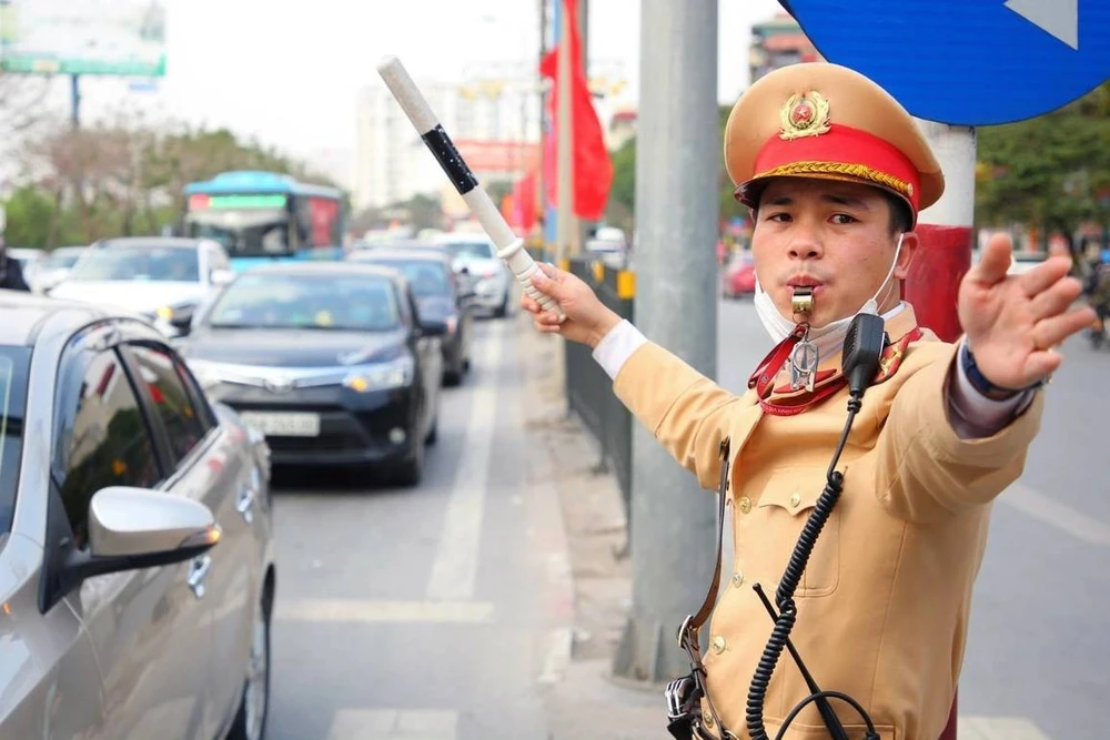 Hà Nội phân luồng giao thông trên nhiều tuyến phố từ ngày 7-10/8 - Ảnh 1.