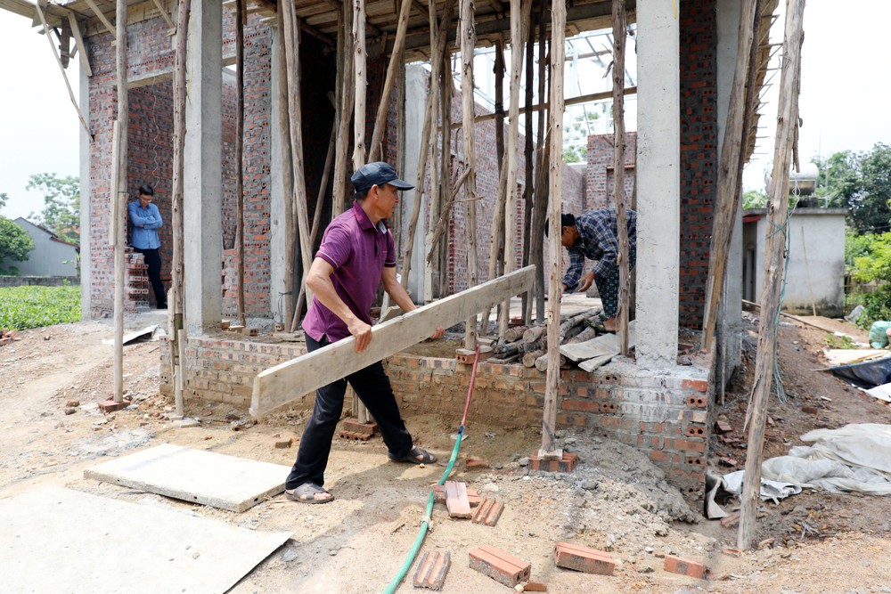 Phú Thọ huy động toàn dân hoàn thành mục tiêu xóa nhà tạm trước hạn - Ảnh 2. Phú Thọ huy động toàn dân hoàn thành mục tiêu xóa nhà tạm trước hạn - Ảnh 2.