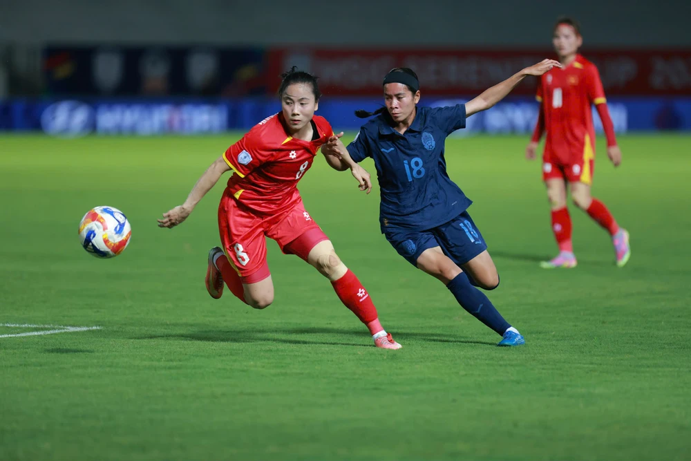 Tuyển nữ Việt Nam thắng 6-0 ở trận ra quân giải Đông Nam Á 2025 - Ảnh 1.