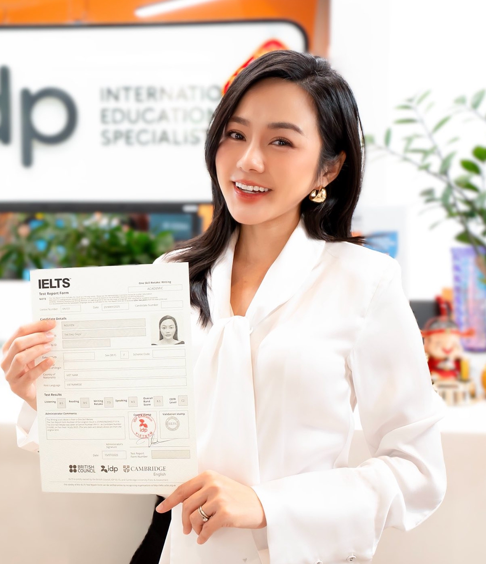 MC Thu Thủy và quyết tâm chinh phục IELTS 8.5 để &quot;nâng cấp&quot; bản thân - Ảnh 1.
