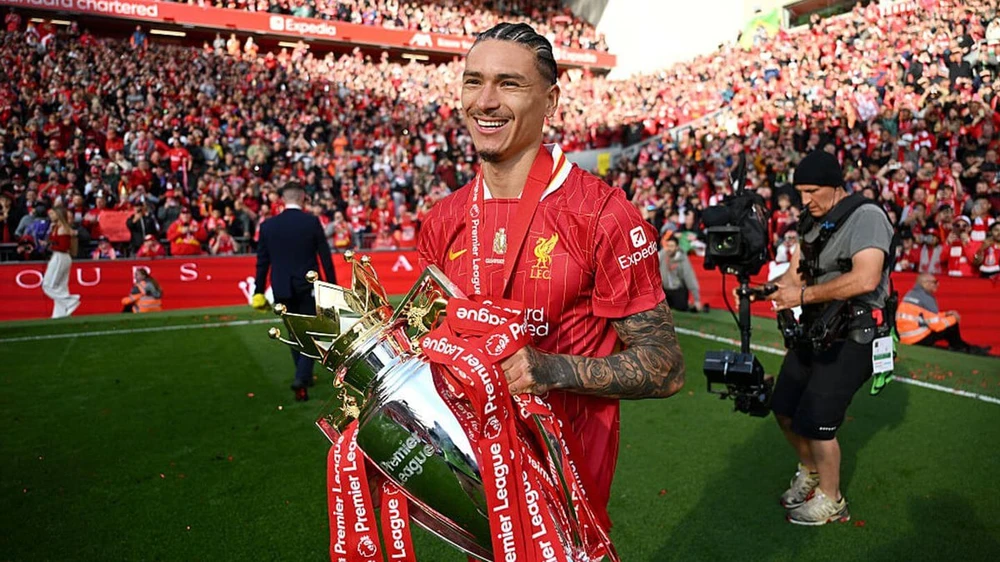 Tin chuyển nhượng 8/8: Liverpool bán lỗ Nunez cho Al Hilal, Chelsea đẩy mạnh đàm phán mua sao MU - Ảnh 1.