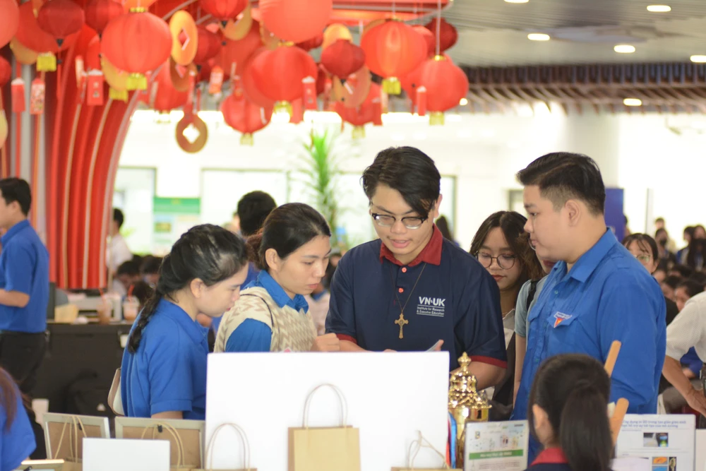 Từ phong trào “Ba sẵn sàng” đến sứ mệnh thanh niên Việt Nam thời đại mới - Ảnh 4.