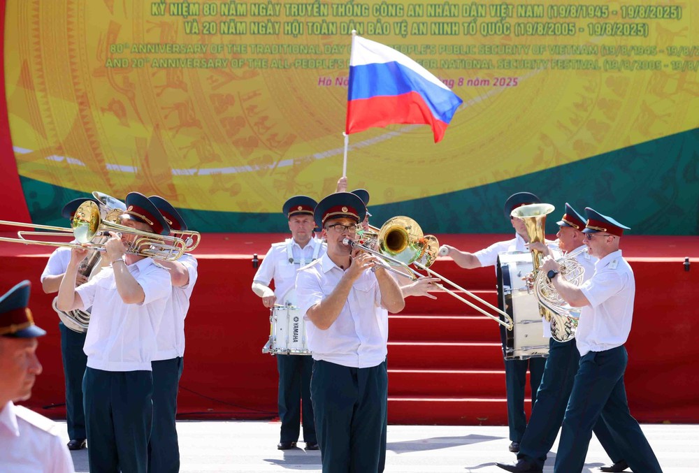 vnapotalnhachoicanhsatthegioinam2025taivietnam8199994-17547105708191001627475.jpg