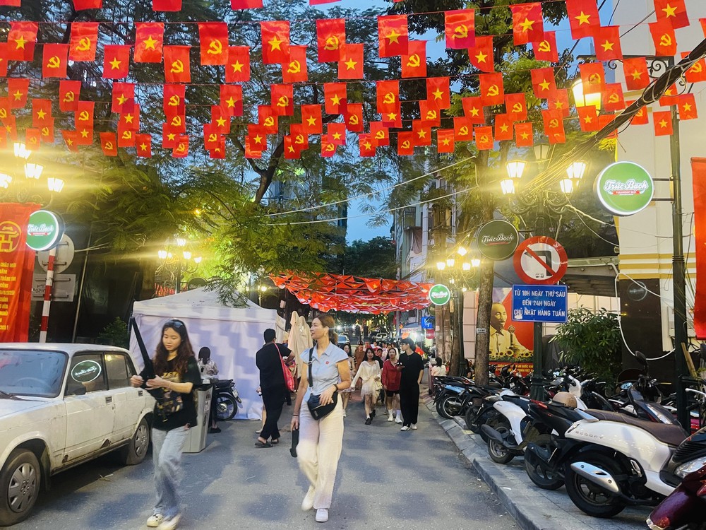 80 năm Quốc khánh: Tổ quốc trong niềm tự hào lớp cha anh - Ảnh 4.