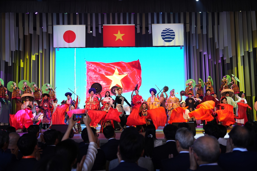 Diva Mỹ Linh đại diện Việt Nam cất tiếng hát tại Expo 2025 Osaka - Ảnh 4.