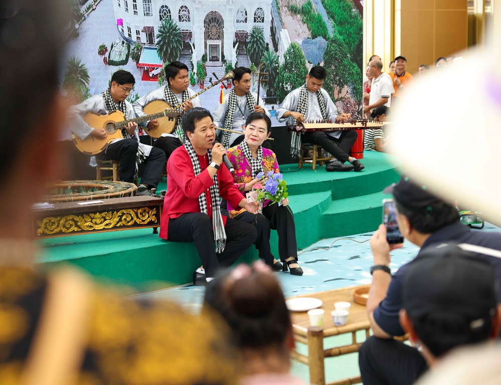 Du lịch phương Nam thu nhỏ qua các gian trưng bày đặc sắc tại Triển lãm thành tựu Đất nước - Ảnh 7.
