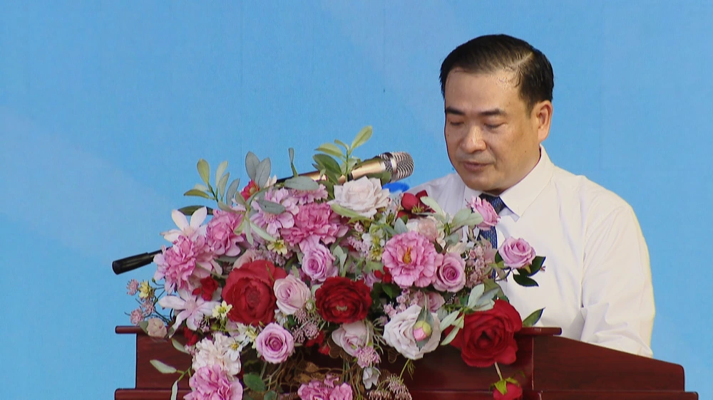 Phát động thi vẽ tranh bảo vệ môi trường học đường chủ đề 'Sân trường mơ ước của em' - Ảnh 2.