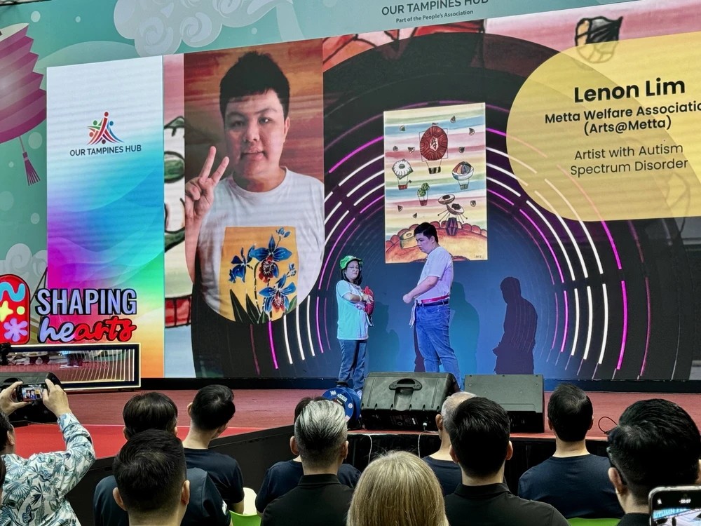 Shaping Hearts 2025: Dấu ấn sáng tạo của nghệ sĩ khuyết tật Việt Nam - Ảnh 3.