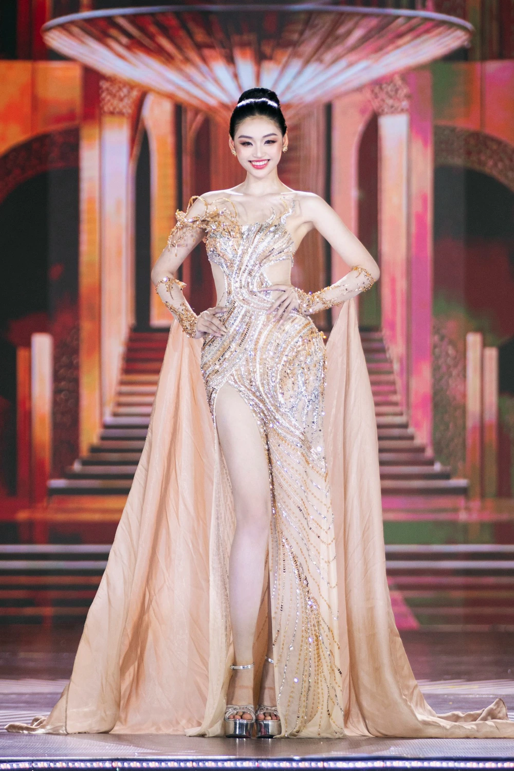 Gia cảnh khó khăn và sự nghị lực của tân Miss Grand Vietnam 2025 - Ảnh 4.