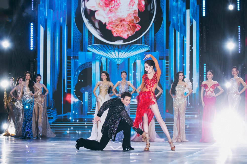 Á hậu Ngọc Hằng trình diễn dancesport tại chung kết Miss Grand Vietnam - Ảnh 3.