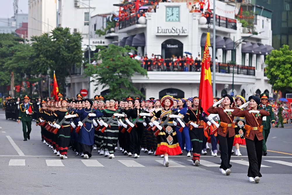 Hà Nội cảm ơn các tập thể, cá nhân làm nên dấu ấn lịch sử tại lễ kỷ niệm 80 năm Quốc khánh 2/9 - Ảnh 2.