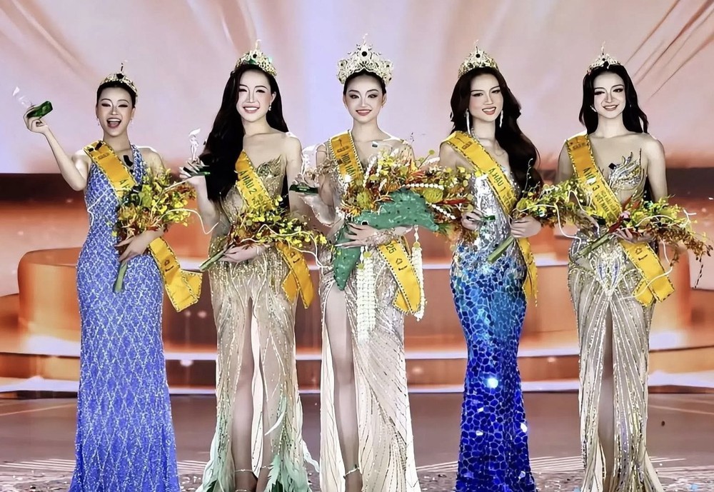 Nguyễn Thị Yến Nhi đăng quang Hoa hậu Hòa bình Việt Nam 2025 - Ảnh 1.
