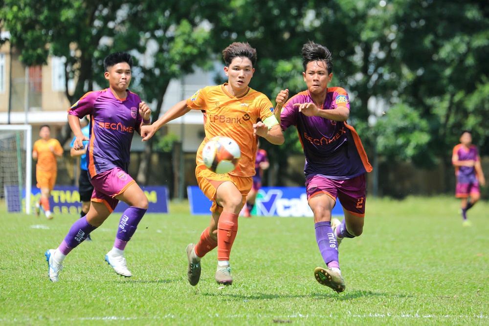 U17 PVF-CAND giành vé đầu tiên vào tứ kết Vòng chung kết U17 Quốc gia 2025 - Ảnh 1.