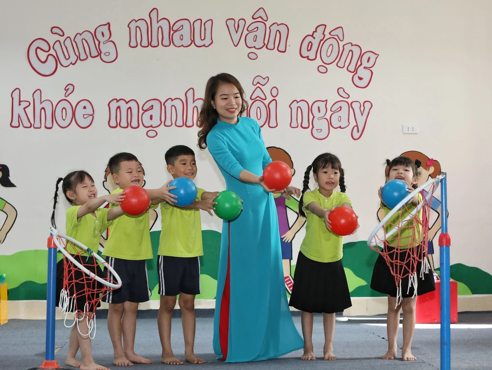 Bảo đảm mọi đối tượng thụ hưởng đều được tiếp cận kịp thời chính sách miễn học phí, hỗ trợ bữa ăn trưa - Ảnh 5.