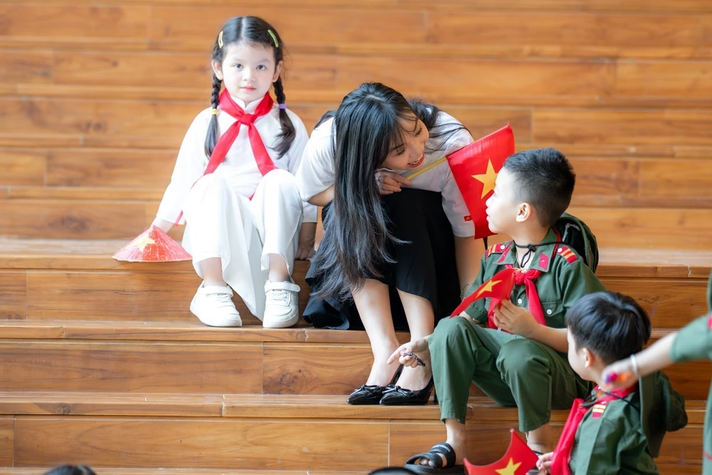 &quot;Mỏ vàng” của du lịch miền Trung: “Cửa ngõ” phô diễn văn hóa dân tộc ra thế giới - Ảnh 8.