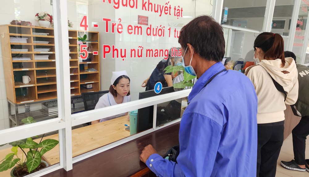 Nghị quyết số 72-NQ/TW: Người dân kỳ vọng được chăm sóc sức khỏe bền vững - Ảnh 1.