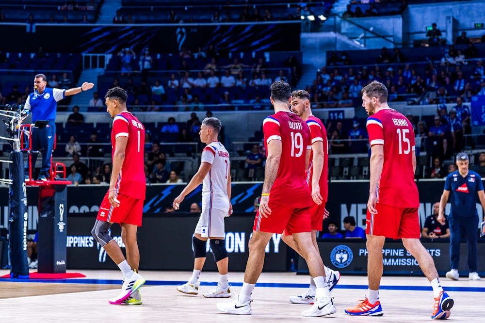 ĐKVĐ Olympic tuyển Pháp (hạng 4 thế giới) thua Phần Lan (hạng 18) 2-3 ở giải vô địch bóng chuyền nam thế giới 2025