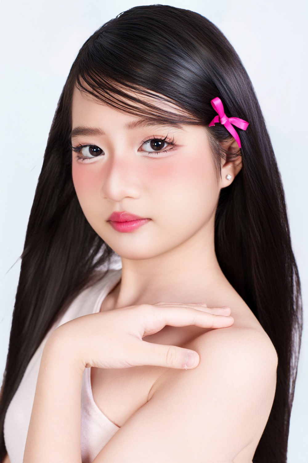 Người mẫu Cheryl Dương gây ấn tượng với bộ ảnh ngọt ngào - Ảnh 3.