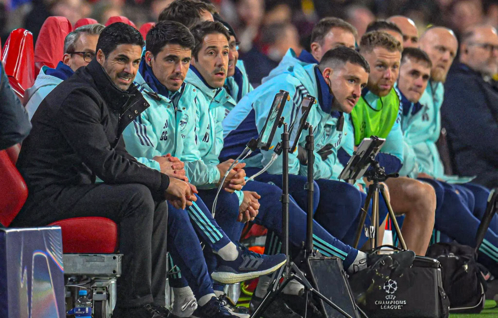 Huấn luyện viên Arsenal nhận lời giúp ĐT Ả Rập Xê Út đấu Indonesia - Ảnh 2.