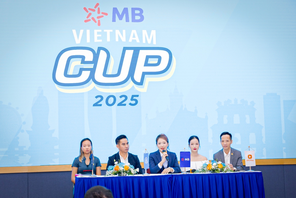 Lý Hoàng Nam so tài với huyền thoại pickleball thế giới tại PPA Tour Asia - Ảnh 1.