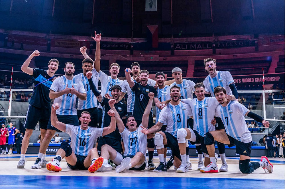 ĐKVĐ Olympic tuyển Pháp bị loại sớm, Argentina giành vé vào vòng 1/8 giải vô địch bóng chuyền nam thế giới 2025 - Ảnh 2.
