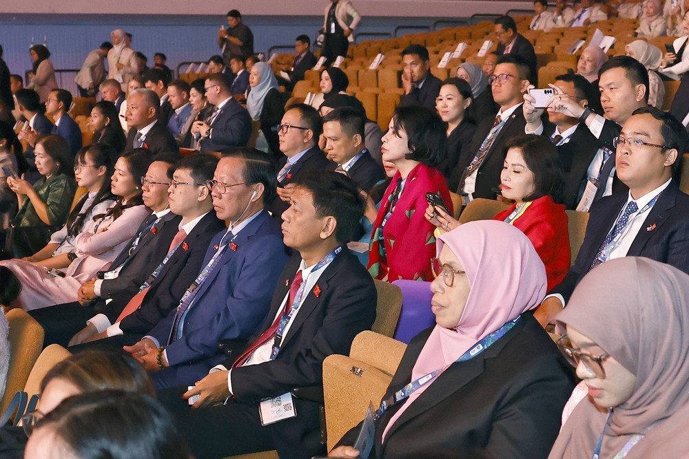 Chủ tịch Quốc hội Trần Thanh Mẫn dự Lễ khai mạc Đại hội đồng AIPA-46 - Ảnh 10.