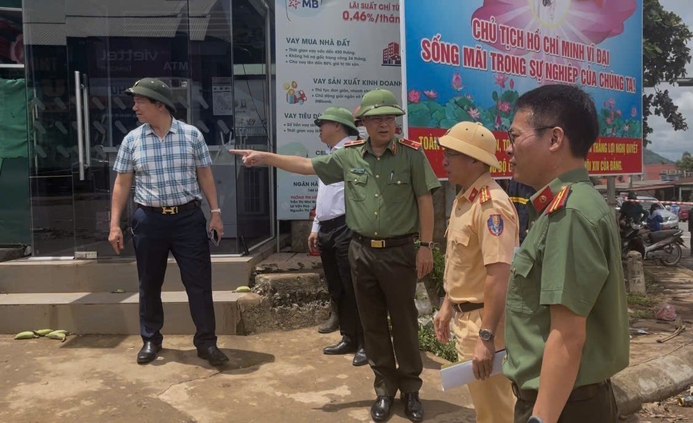 Thủ tướng Chính phủ chỉ đạo khắc phục hậu quả vụ tai nạn giao thông đặc biệt nghiêm trọng tại Quảng Trị - Ảnh 2.
