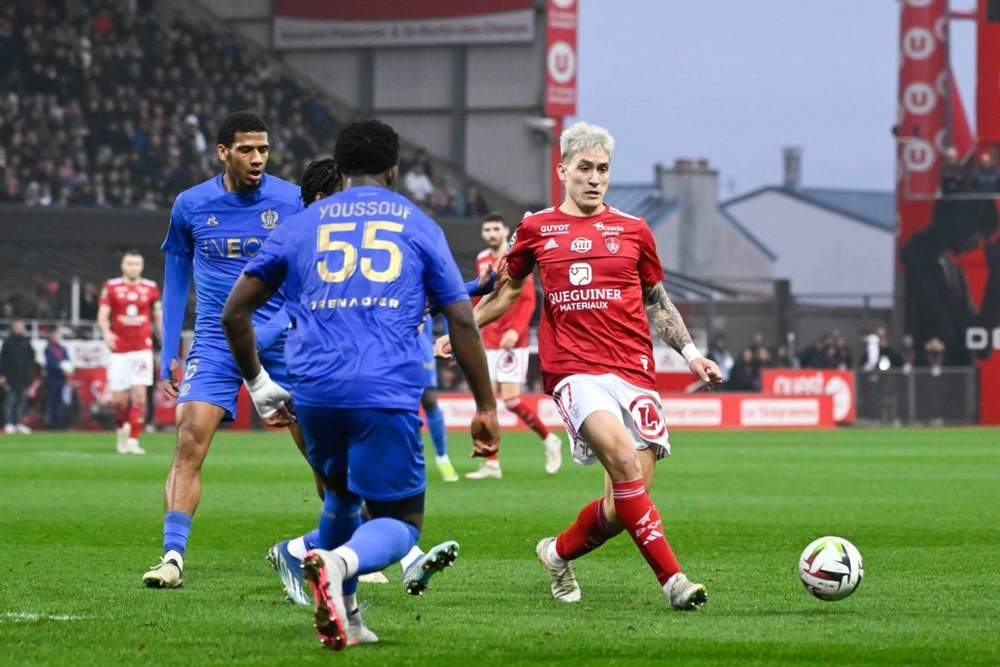 Nhận định, soi tỷ lệ Brest vs Nice 0h00 ngày 21/9, vòng 5 Ligue 1 - Ảnh 1.