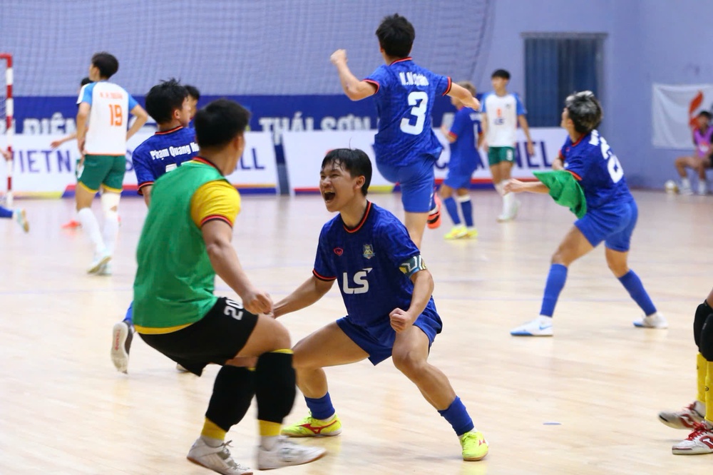 Thái Sơn Bắc khẳng định vị thế số 1 futsal Việt Nam sau chức vô địch U20 quốc gia 2025 - Ảnh 1.
