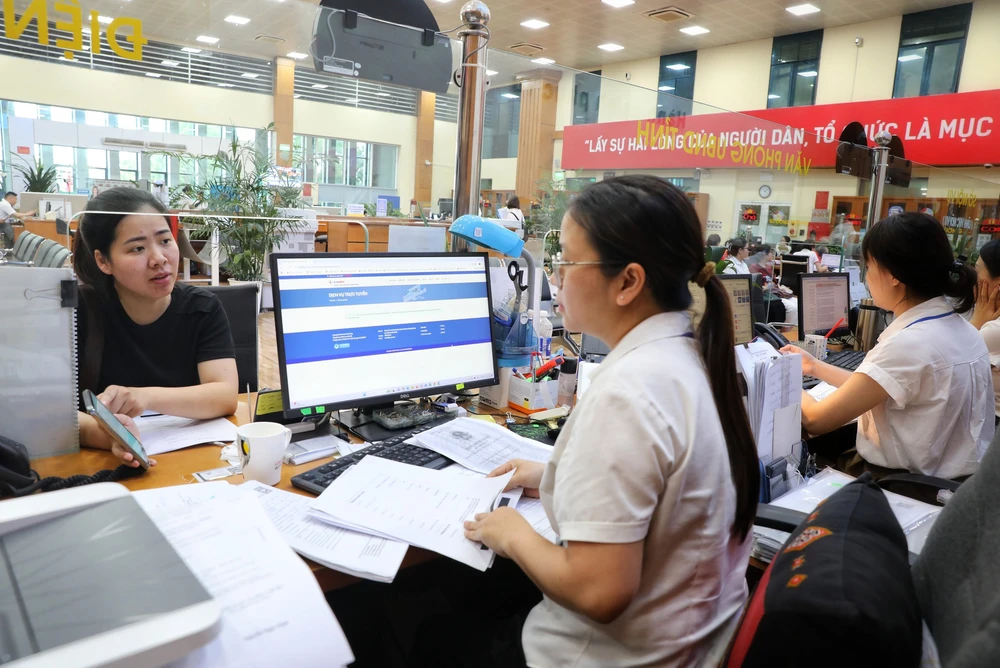 Sắp xếp, tinh gọn đầu mối bên trong các đơn vị sự nghiệp công lập ở địa phương - Ảnh 2.