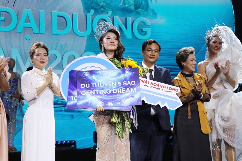 Nguyễn Thanh Thảo đăng quang Hoa hậu Đại dương Việt Nam 2025 - Ảnh 1.