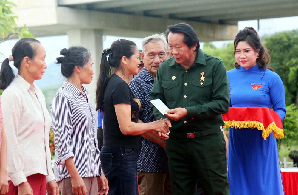 vnapotalquangtrikhanhthanhcongtrinhtontaokhutuongniemnoihysinhcua16thanhnienxungphong8284067-17582540046821786788401.jpg