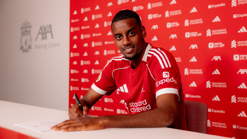 Liverpool chiêu mộ thành công Alexander Isak: Thay đổi cán cân quyền lực ở Premier League  - Ảnh 1.
