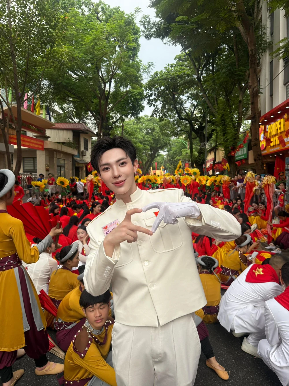 Dàn nghệ sĩ vỡ òa cảm xúc, tự hào khi tham dự diễu binh, diễu hành kỷ niệm 80 năm Quốc khánh - Ảnh 7.