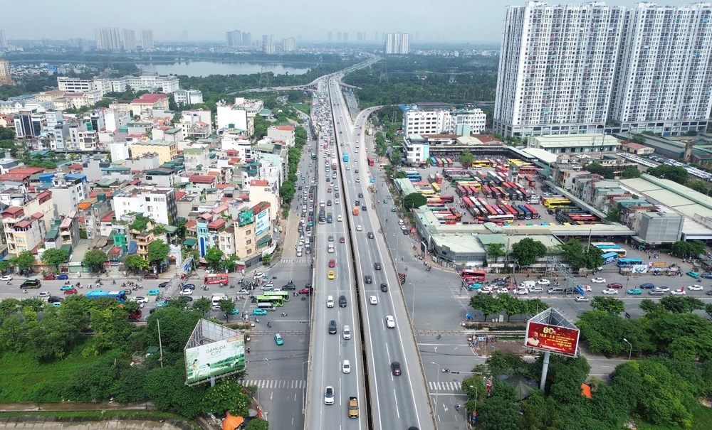 Giao thông Hà Nội thông thoáng trong chiều ngày nghỉ lễ cuối cùng dịp Quốc khánh 2/9 - Ảnh 5.