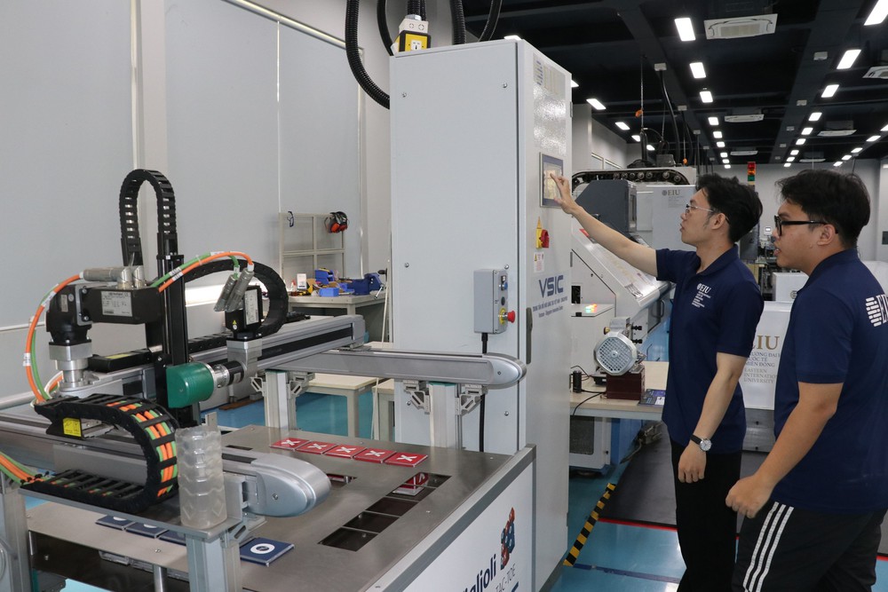Đột phá theo Nghị quyết 57 - NQ/TW: Tạo đòn bẩy cho Việt Nam phát triển khoa học công nghệ, đổi mới sáng tạo - Ảnh 2.