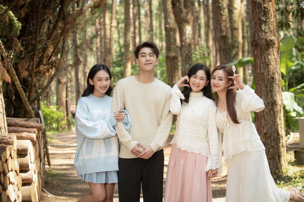 Vy Oanh chạm trái tim khán giả trong MV ballad mới - Ảnh 4.